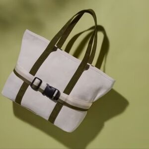 NEW DSW Canvas Tote Bag With Travel Strap
